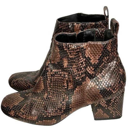 Time and Tru Snake Print Booties - Picture 4 of 5